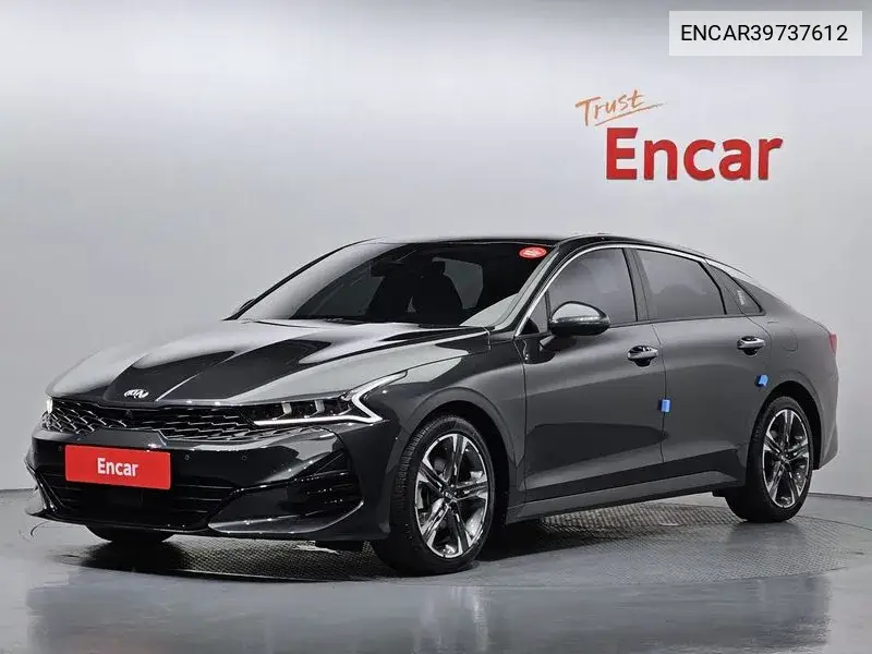 Kia K5 2020 года выпуска