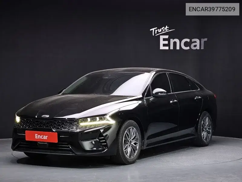 Kia K5 2020 года выпуска