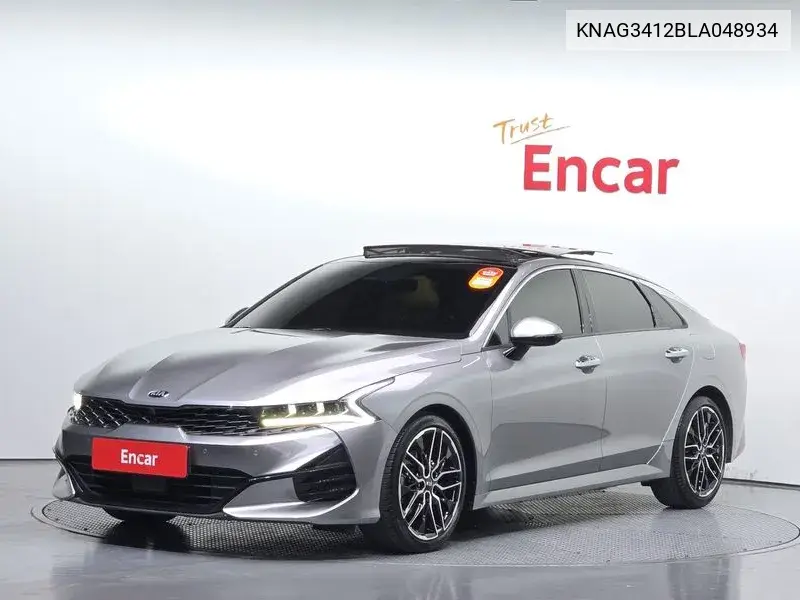 Kia K5 2020 года выпуска