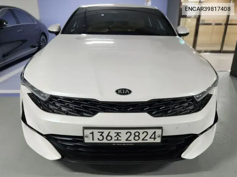 Kia K5 2020 года выпуска