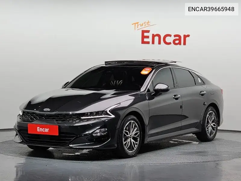 Kia K5 2021 года выпуска
