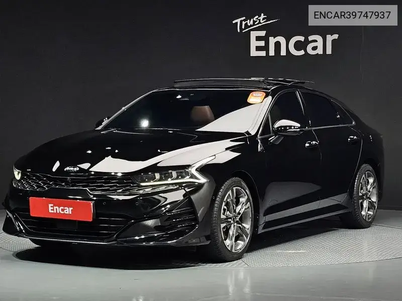 Kia K5 2021 года выпуска