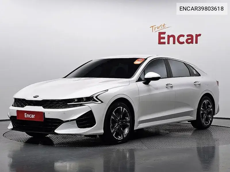 Kia K5 2021 года выпуска