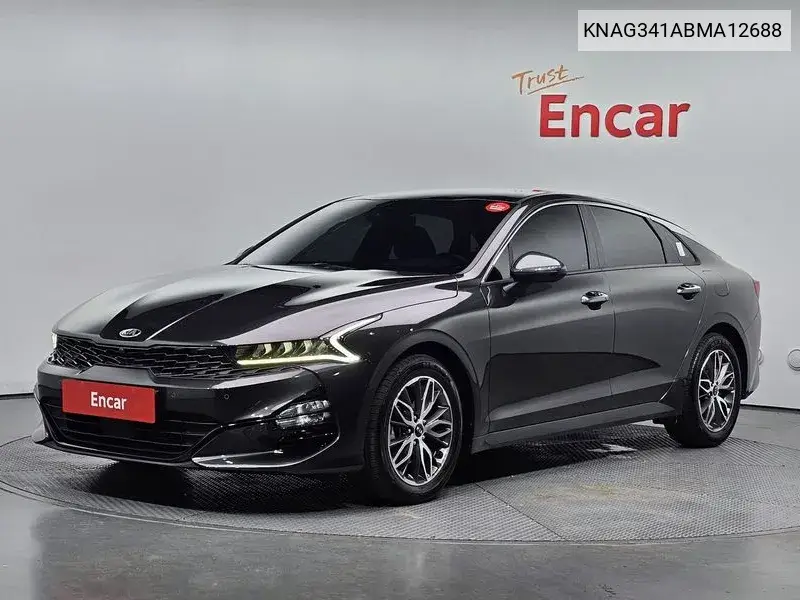 Kia K5 2021 года выпуска