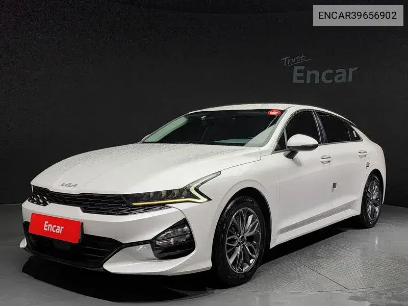 Kia K5 2022 года выпуска