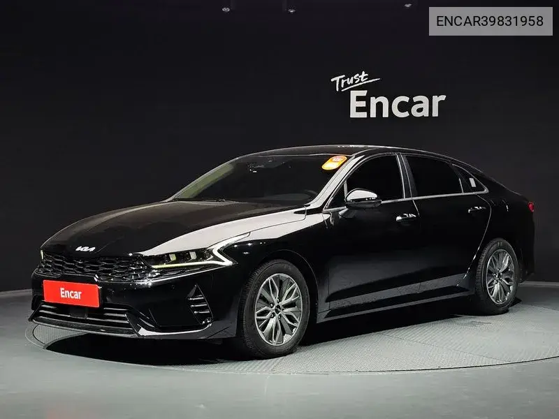 Kia K5 2022 года выпуска