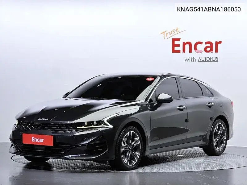 Kia K5 2022 года выпуска