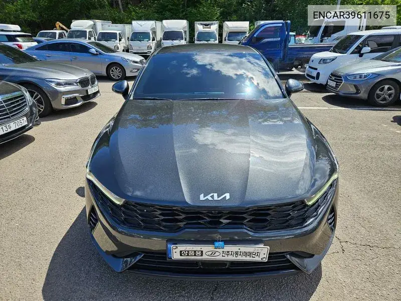Kia K5 2023 года выпуска