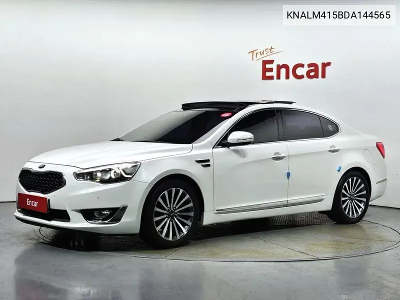 Kia K7 2013 года выпуска