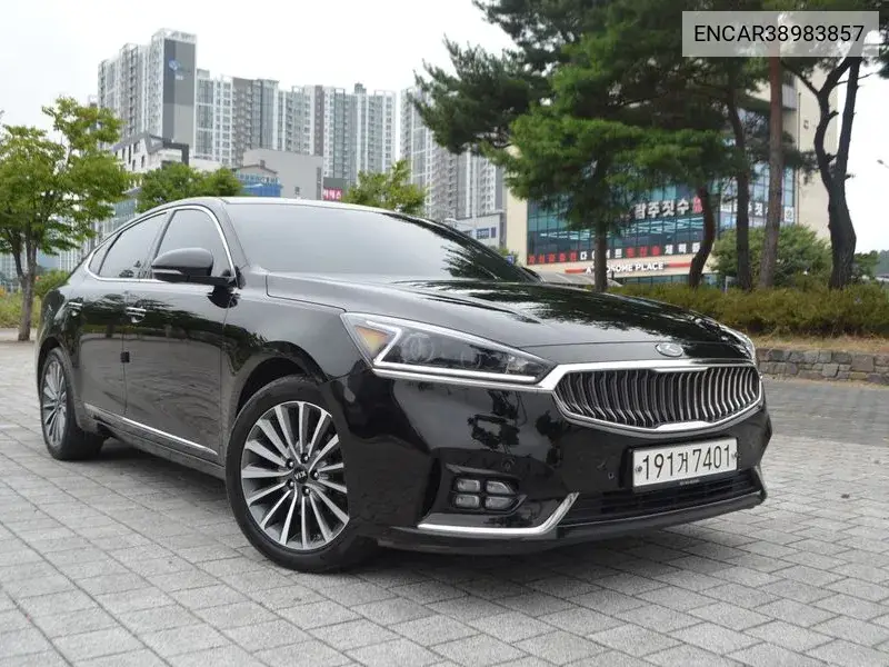 Kia K7 2016 года выпуска