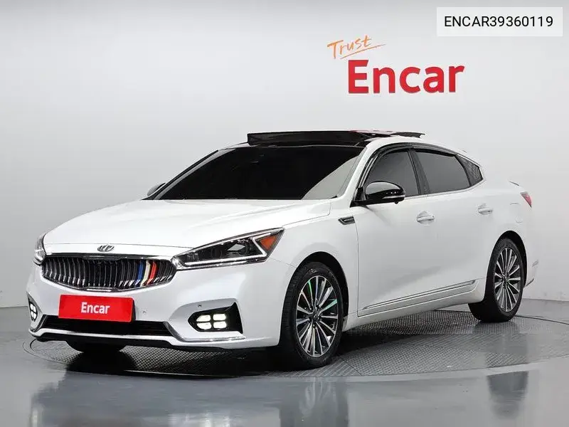 Kia K7 2016 года выпуска