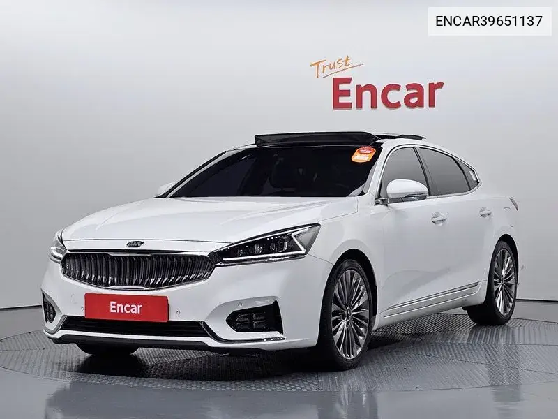 Kia K7 2017 года выпуска