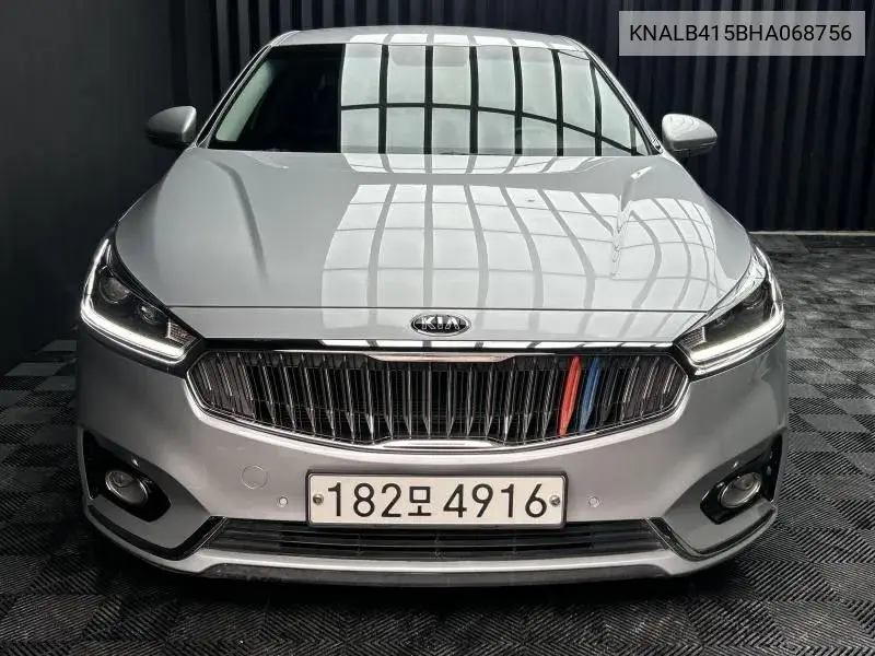 Kia K7 2017 года выпуска