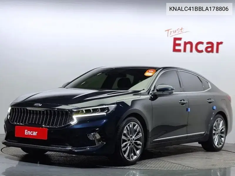 Kia K7 2019 года выпуска