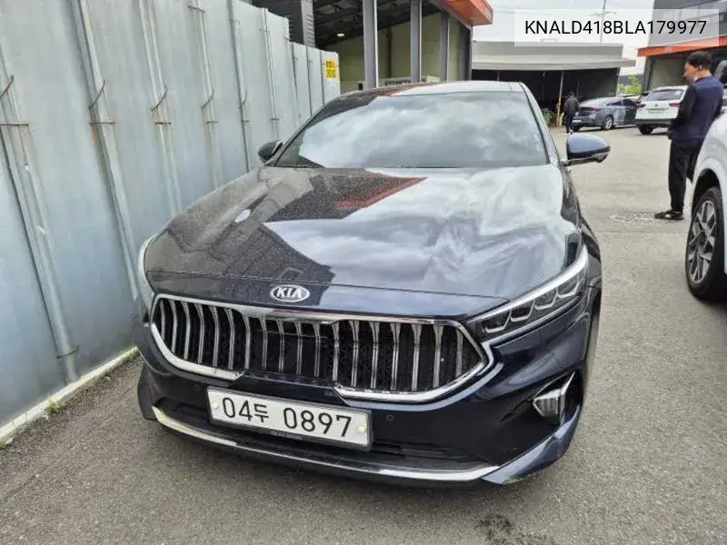 Kia K7 2019 года выпуска