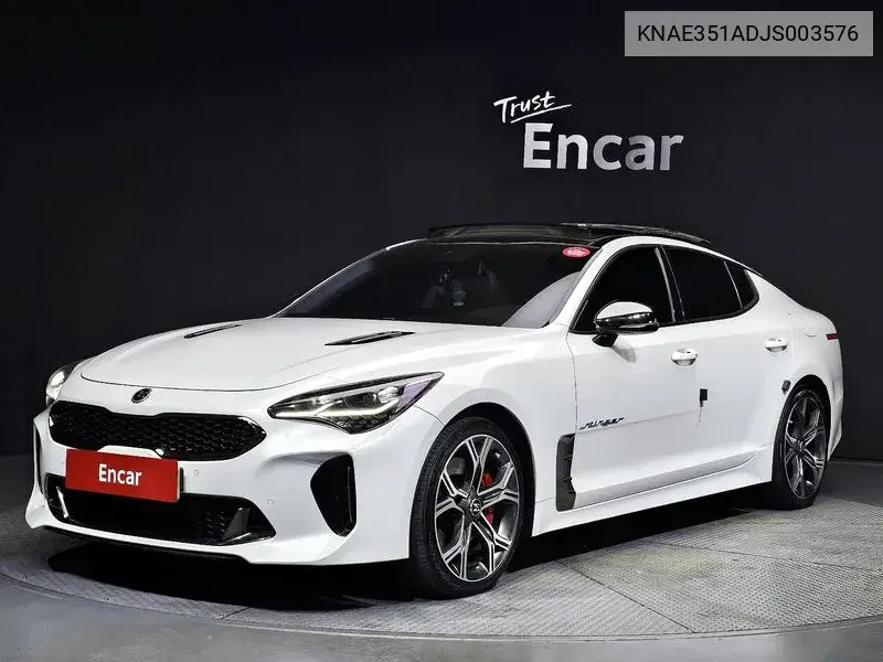 Kia Stinger 2017 года выпуска