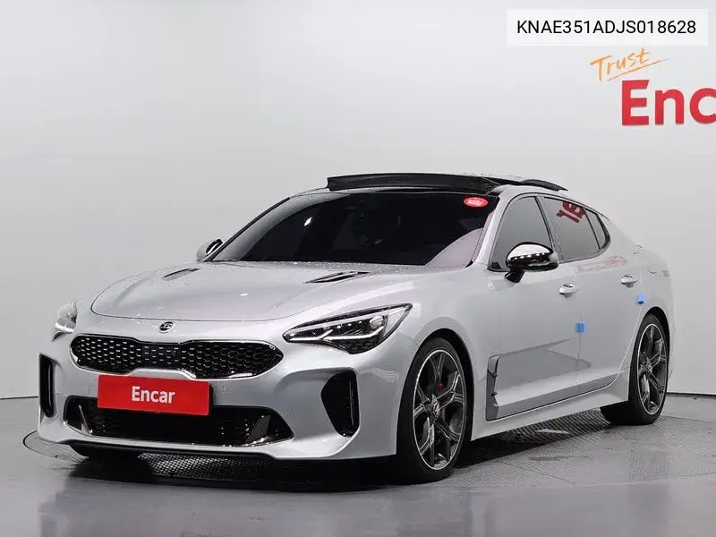 Kia Stinger 2017 года выпуска