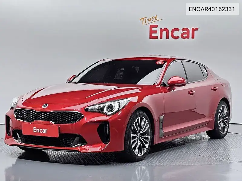 Kia Stinger 2017 года выпуска