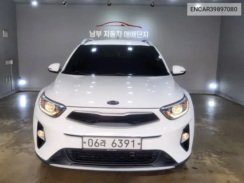 Kia Stonic 2017 года выпуска