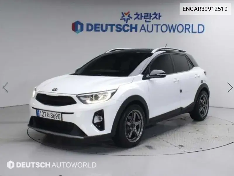 Kia Stonic 2017 года выпуска