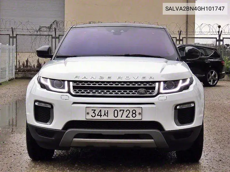 Land Rover Range Rover Evoque 2015 года выпуска