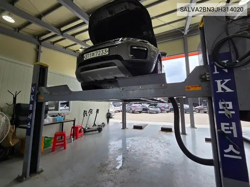 Land Rover Range Rover Evoque 2018 года выпуска