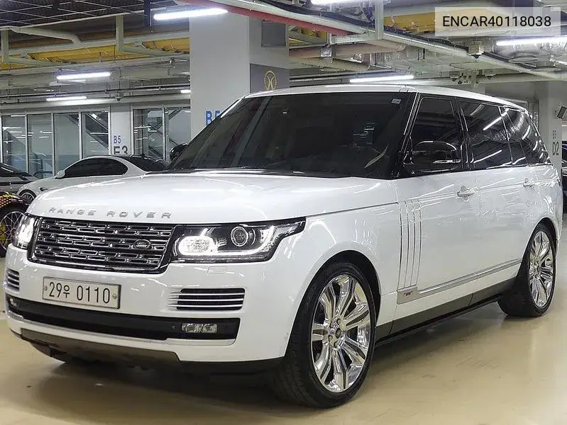 Land Rover Range Rover 2014 года выпуска