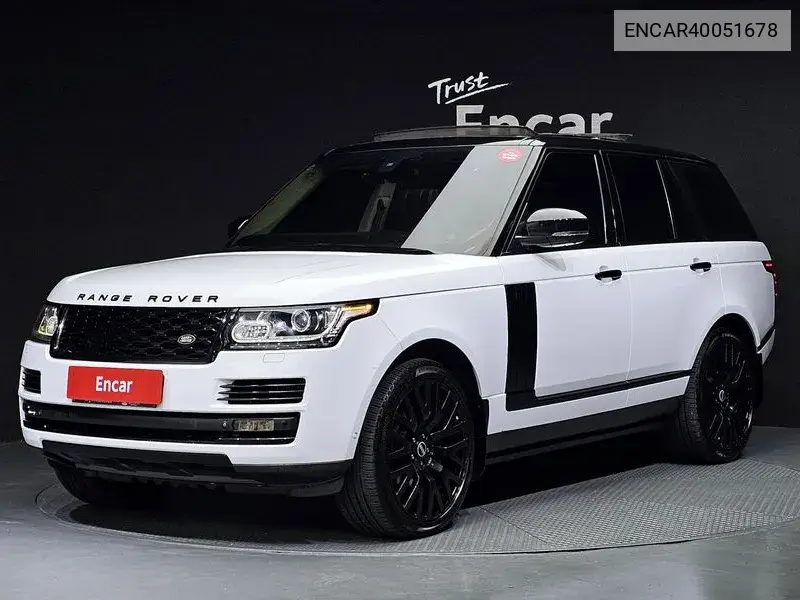 Land Rover Range Rover 2015 года выпуска