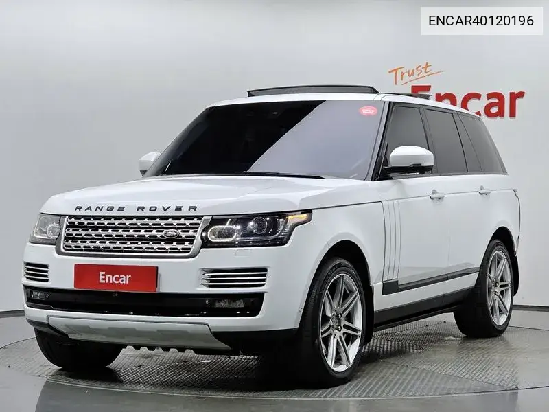 Land Rover Range Rover 2015 года выпуска