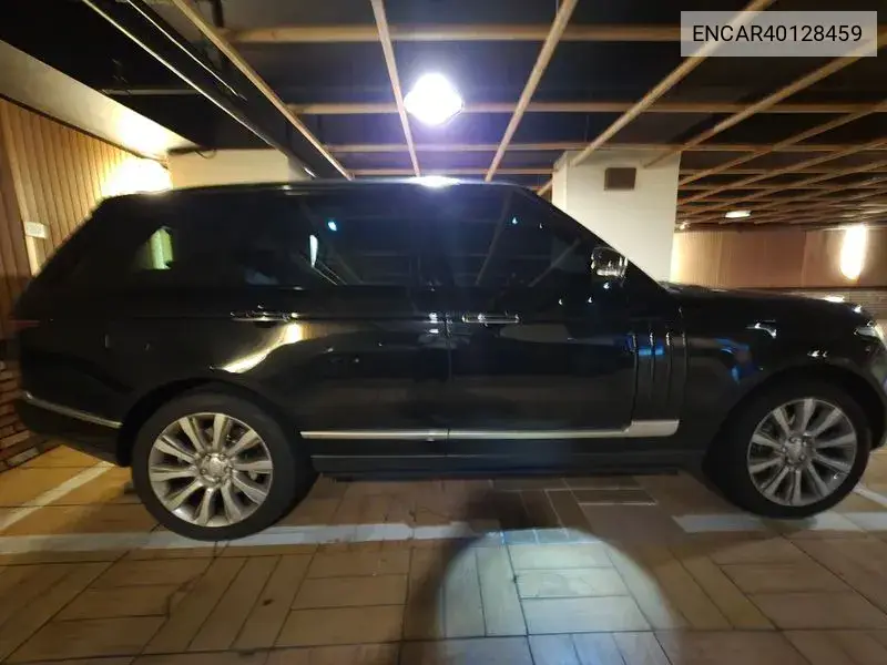 Land Rover Range Rover 2015 года выпуска