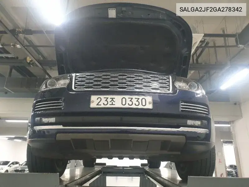 Land Rover Range Rover 2016 года выпуска