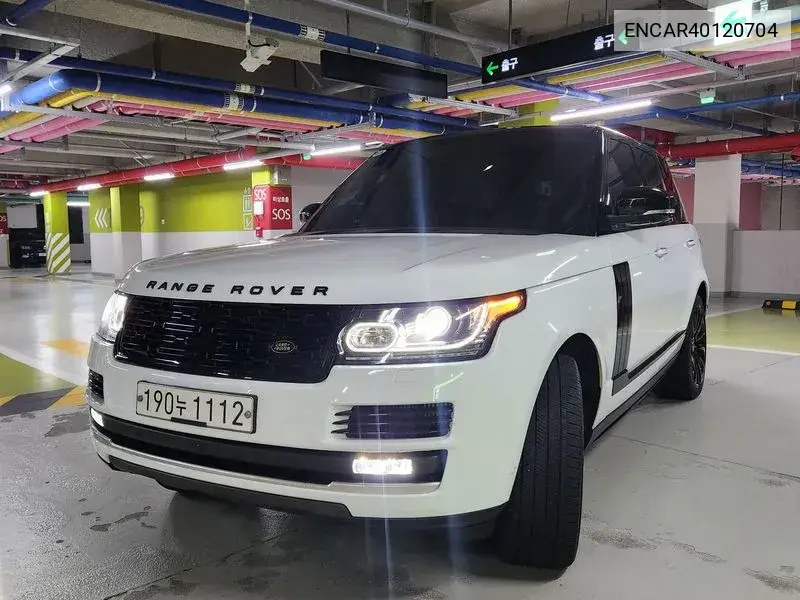 Land Rover Range Rover 2016 года выпуска