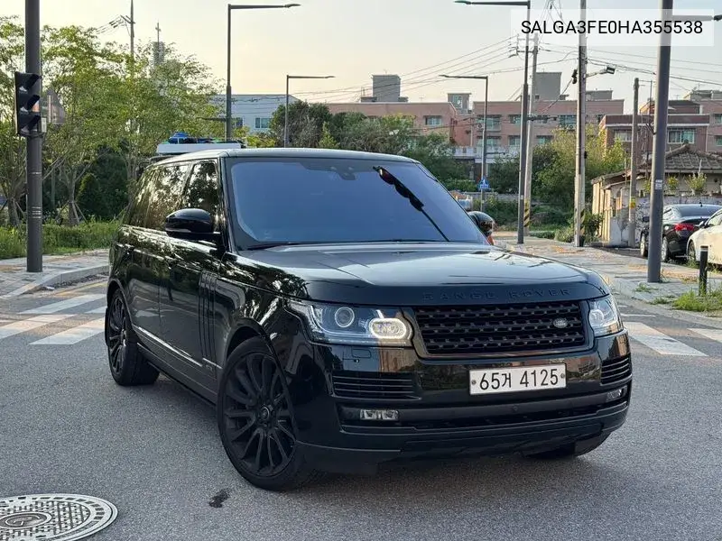 Land Rover Range Rover 2017 года выпуска