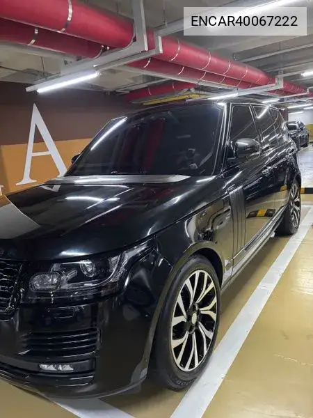 Land Rover Range Rover 2017 года выпуска