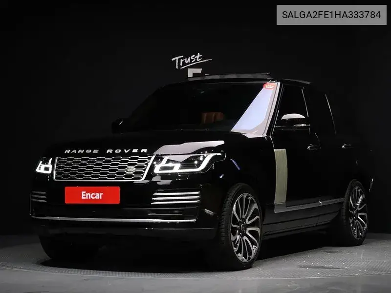 Land Rover Range Rover 2017 года выпуска