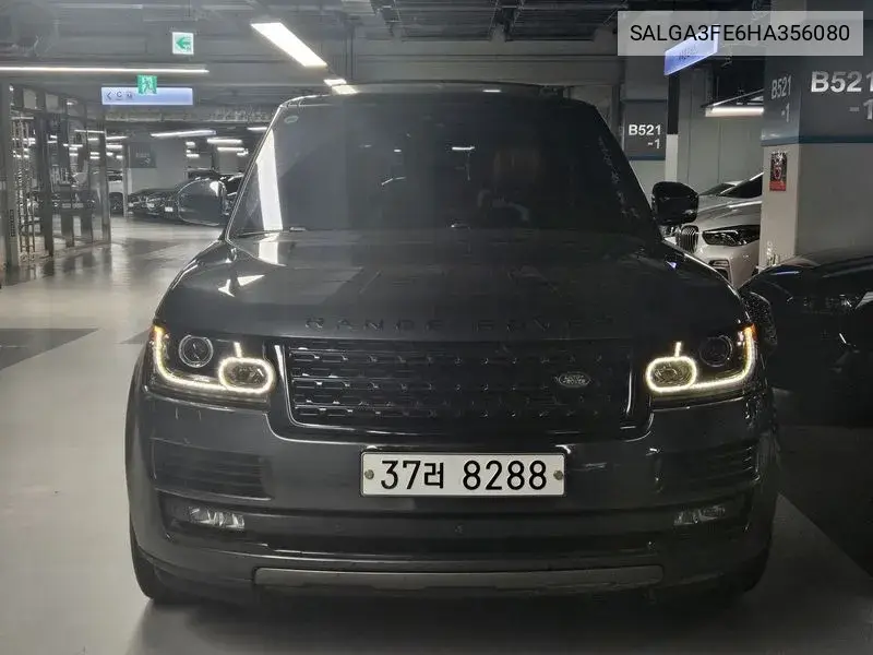 Land Rover Range Rover 2017 года выпуска