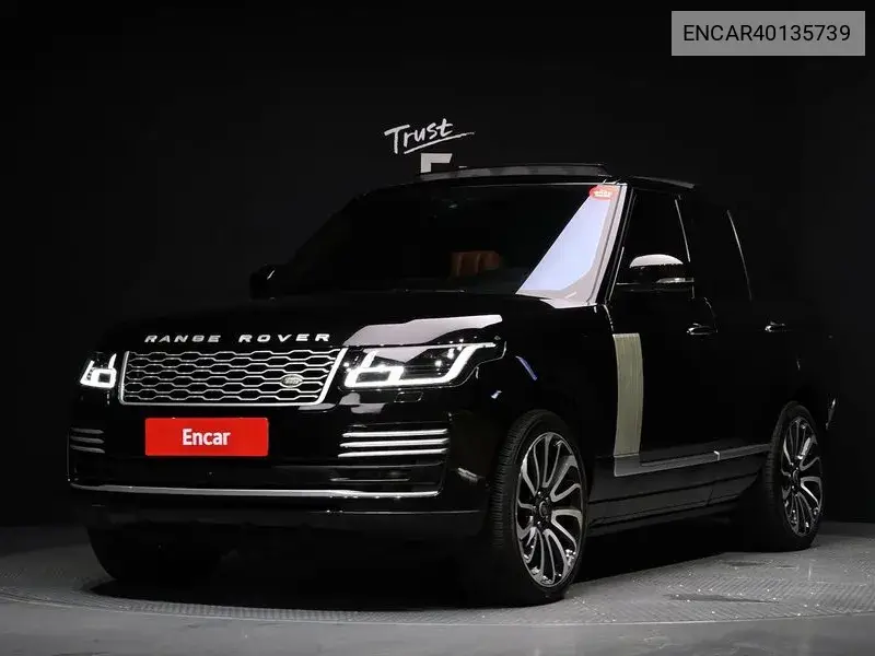 Land Rover Range Rover 2017 года выпуска