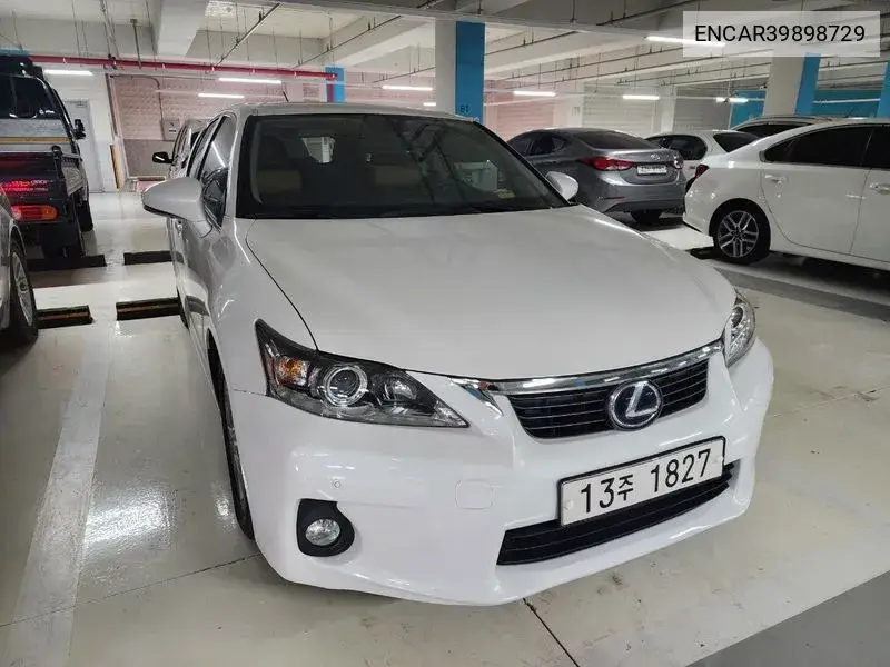 Lexus CT 2011 года выпуска