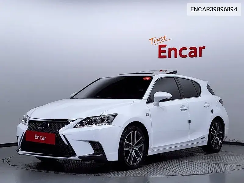 Lexus CT 2016 года выпуска