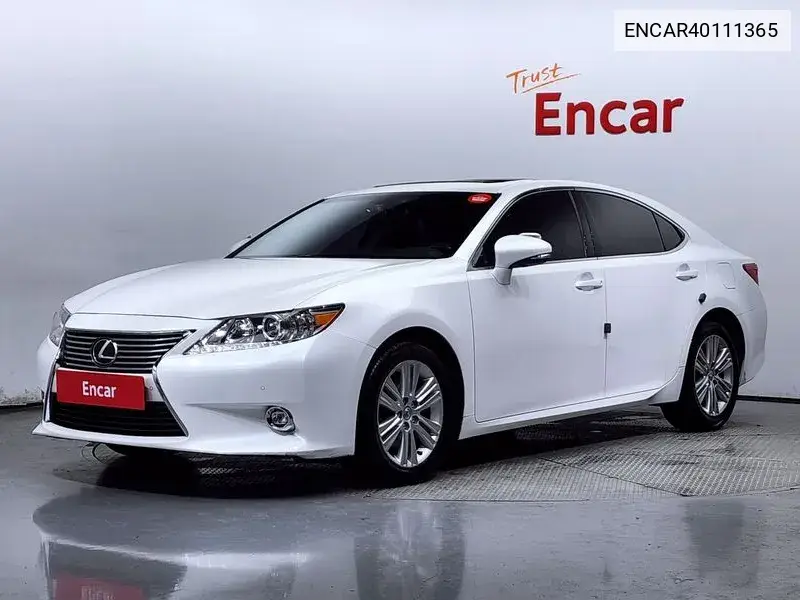 Lexus ES 2014 года выпуска