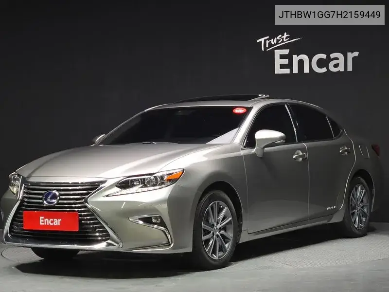 Lexus ES 2017 года выпуска