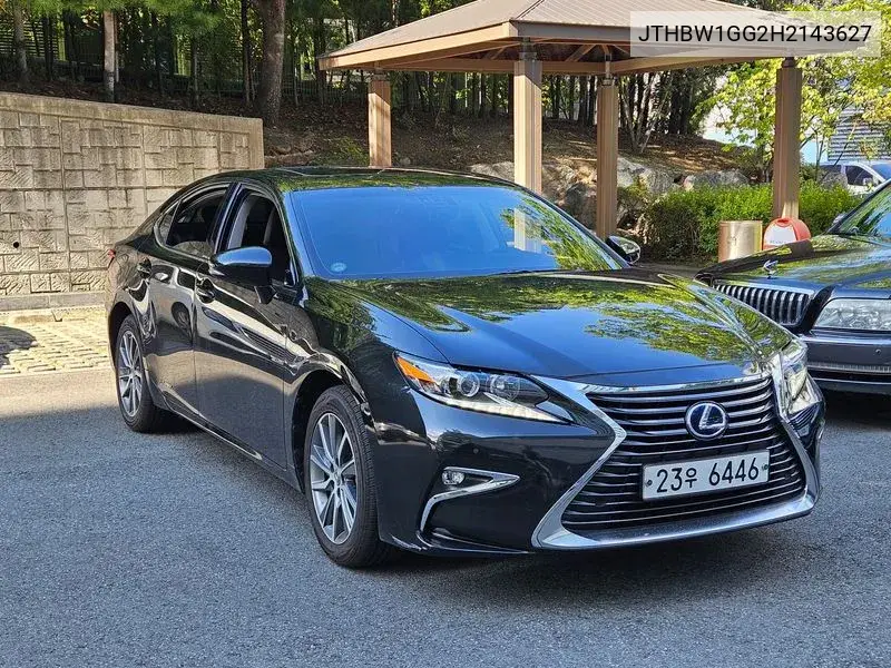 Lexus ES 2017 года выпуска