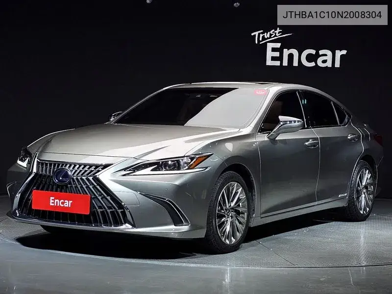 Lexus ES 2021 года выпуска