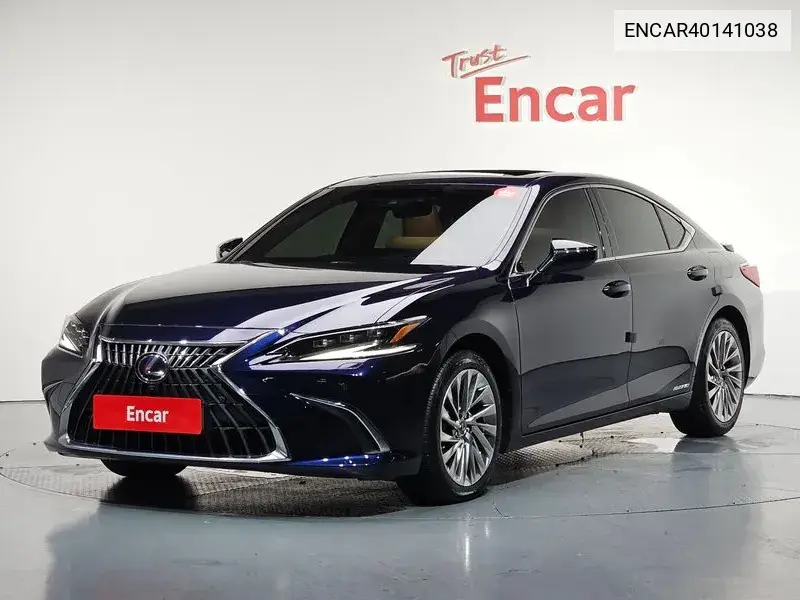 Lexus ES 2021 года выпуска