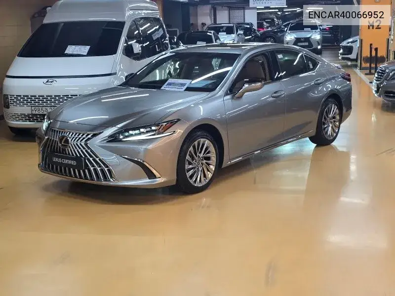 Lexus ES 2025 года выпуска