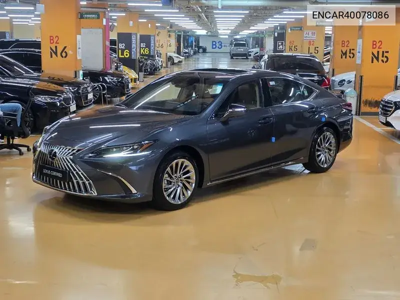 Lexus ES 2025 года выпуска