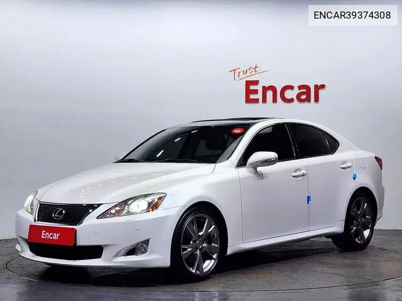 Lexus IS 2009 года выпуска