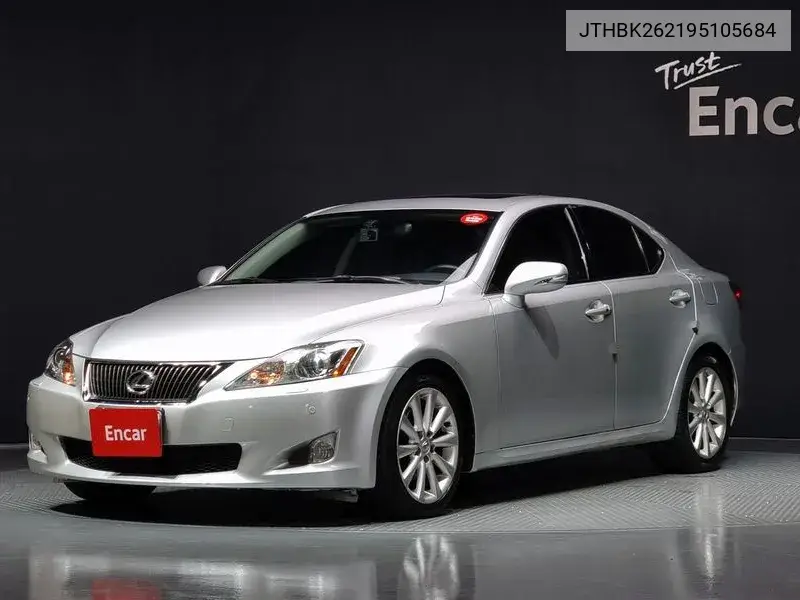 Lexus IS 2009 года выпуска