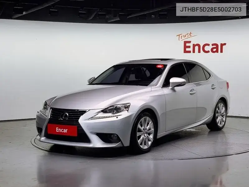 Lexus IS 2014 года выпуска