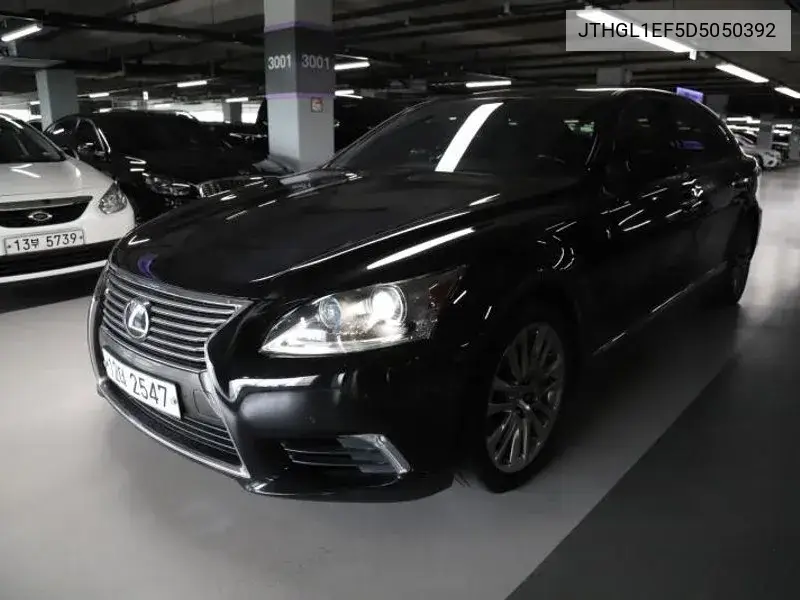 Lexus LS 2013 года выпуска